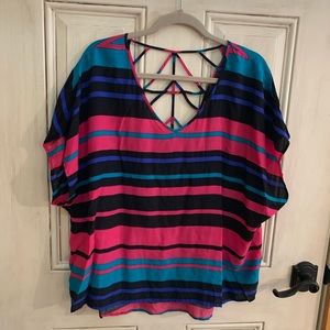 💓 Torrid Size 2 Striped Top 💓